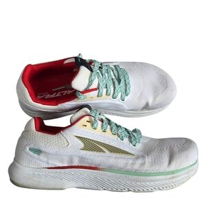 Altra Women's Escalante 3 White and Green Running Shoes 9.5